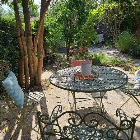 Апартаменты Chez Nous Dans Notre Petit Jardin Монпелье Экстерьер фото