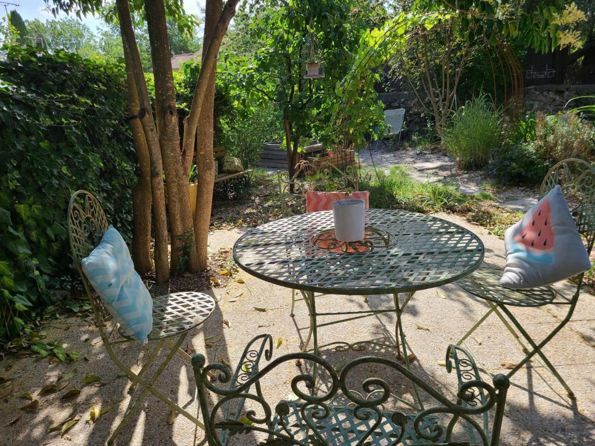 Апартаменты Chez Nous Dans Notre Petit Jardin Монпелье Экстерьер фото
